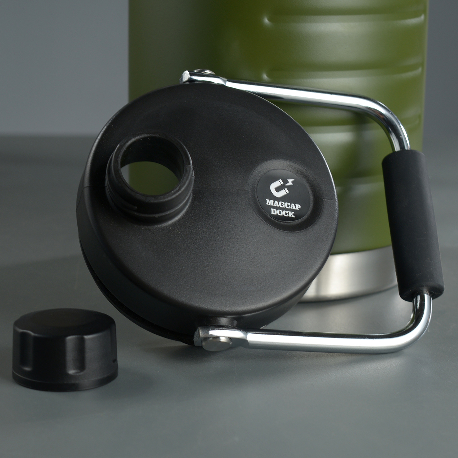 Kubek termiczny ze stali nierd – Sports Water Bottle Insulated recenzja i cena